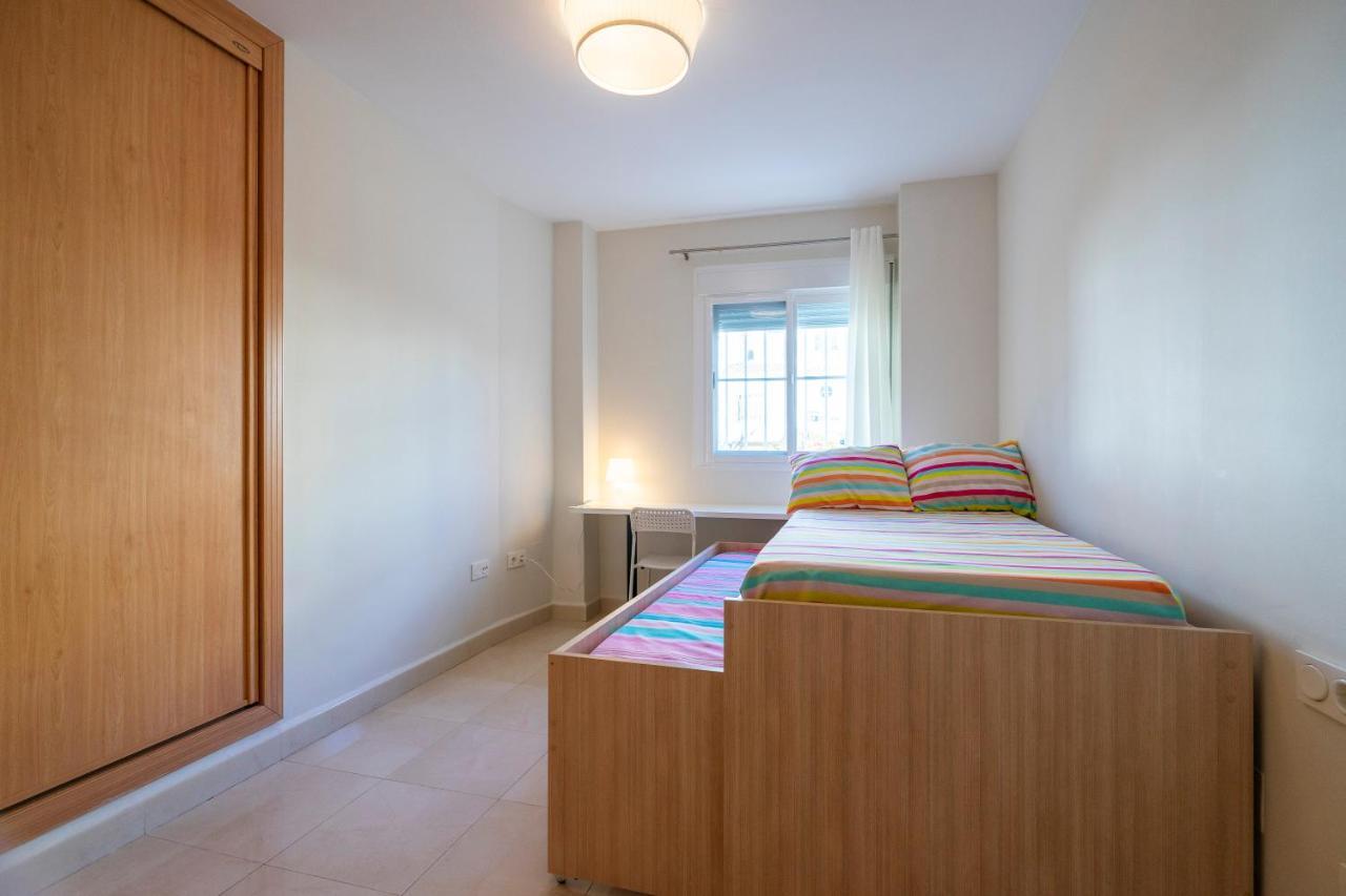 Playa Torrecilla Piscina Centro 2 Habitaciones Nerja Eksteriør billede