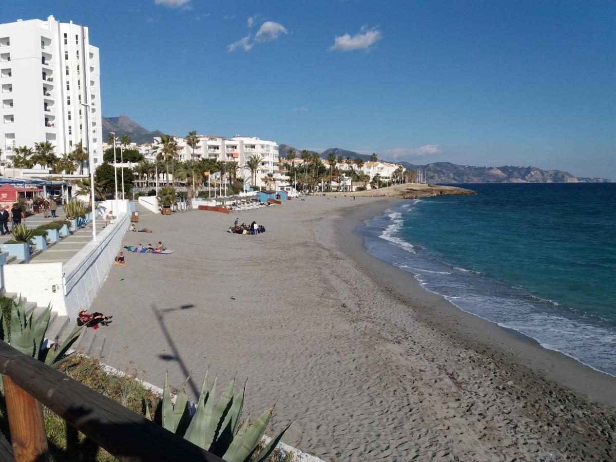 Playa Torrecilla Piscina Centro 2 Habitaciones Nerja Eksteriør billede
